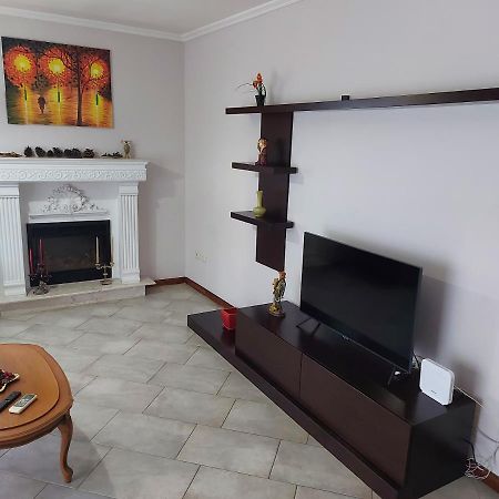 Appartamento Manka' S Place Tirana Esterno foto