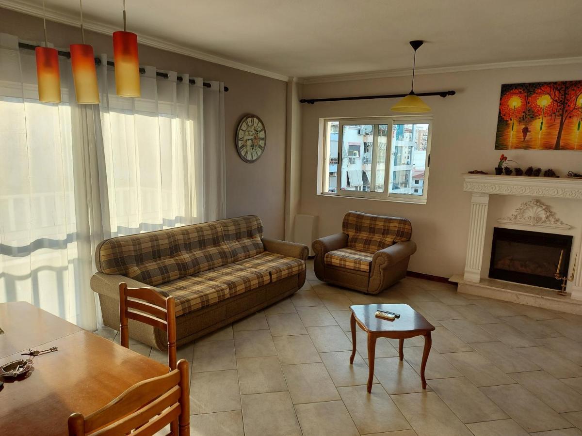 Appartamento Manka' S Place Tirana Esterno foto