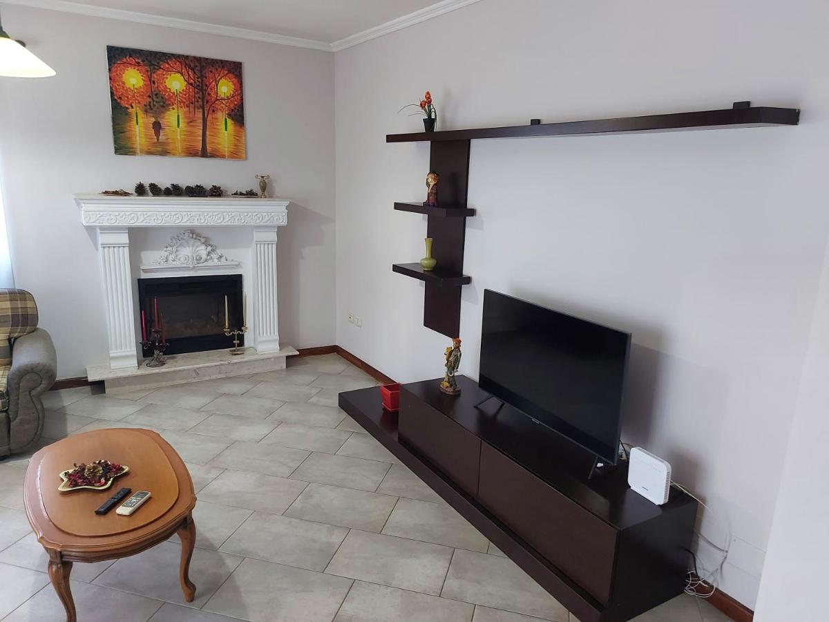 Appartamento Manka' S Place Tirana Esterno foto